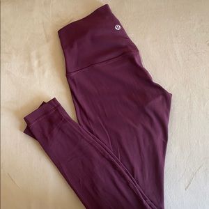 Lululemon aligns in red merlot colour size 4
